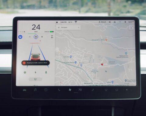 Tesla - Self Driving