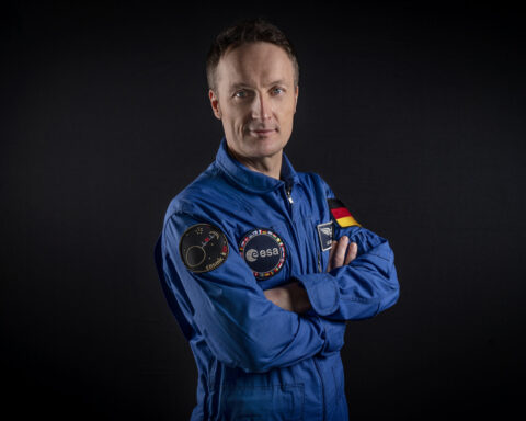 Matthias_Cosmic_Kiss_pillars