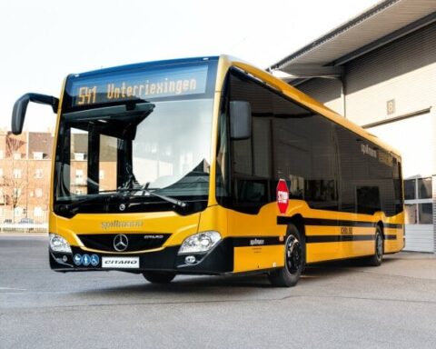 Modern-public-transport-begins-in-the-bus-itself