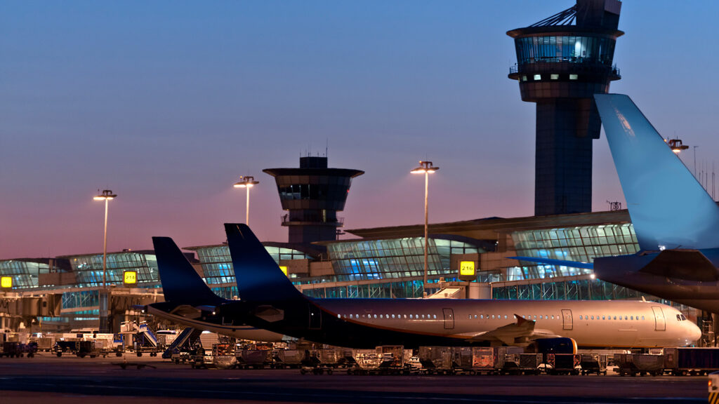 airport-terminal