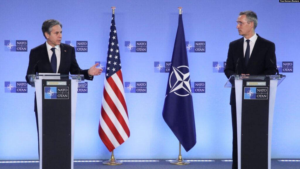 Antony Blinken (left) and NATO Secretary-General Jens Stoltenberg