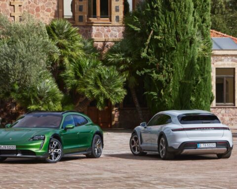 Taycan Cross Turismo Porsche