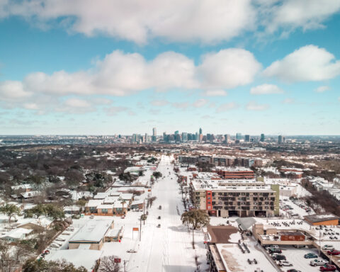 TX: Snow storm and arctic freeze in Austin