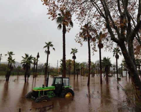 natural disasters in France and Greece