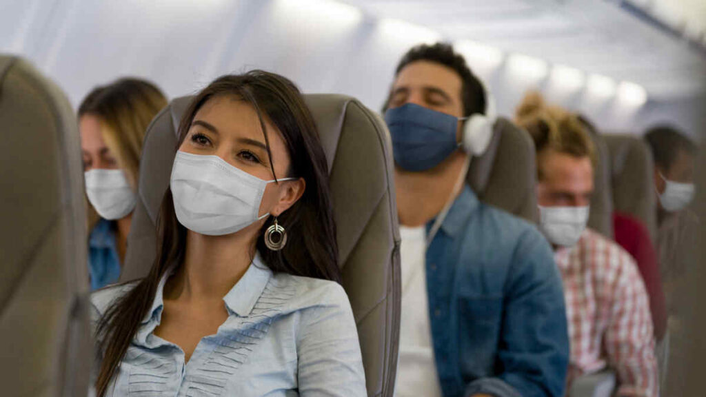 airplane travel pandemic covid