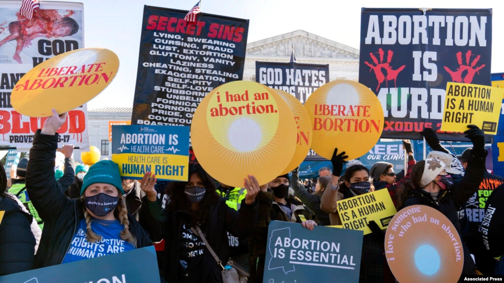 Protesters for and against abortion rights