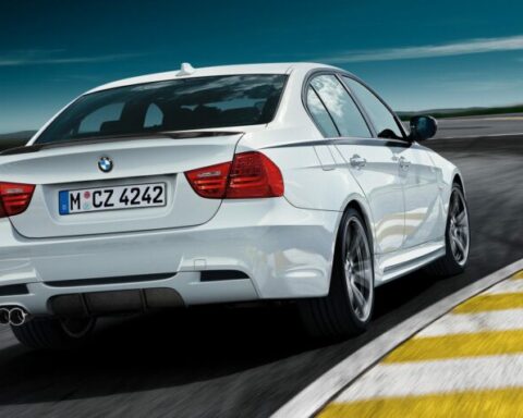 BMW 335i E90