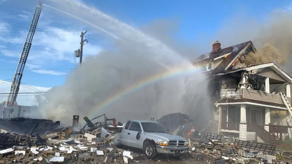 fire at building on Cleveland’s East Side