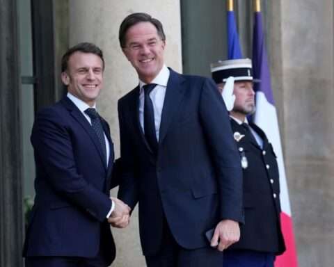 French President Emmanuel Macron and NATO Secretary General Mark Rutte